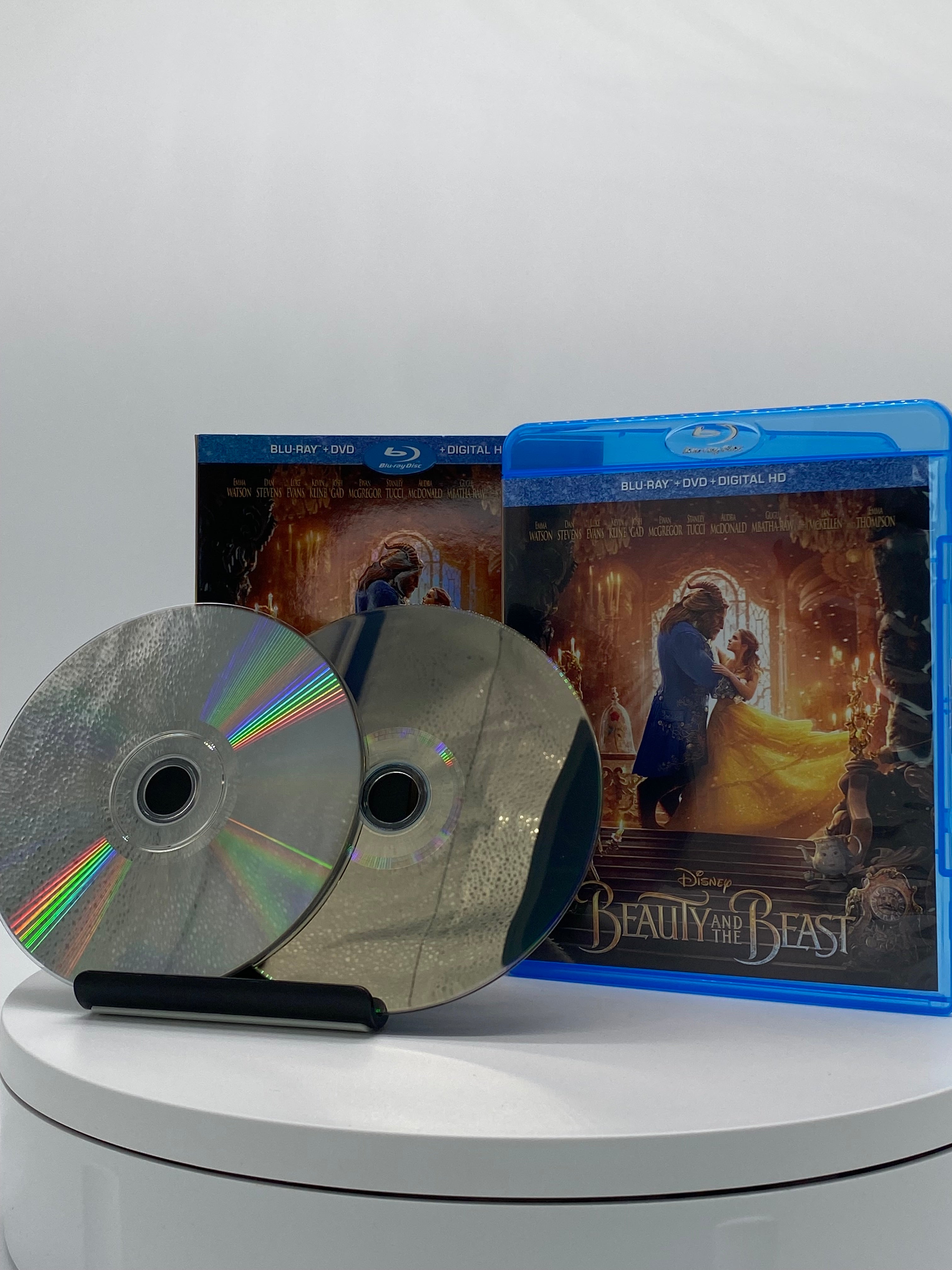 Disney's Beauty and the Beast | Blu-Ray/DVD/Digital Combo Pack