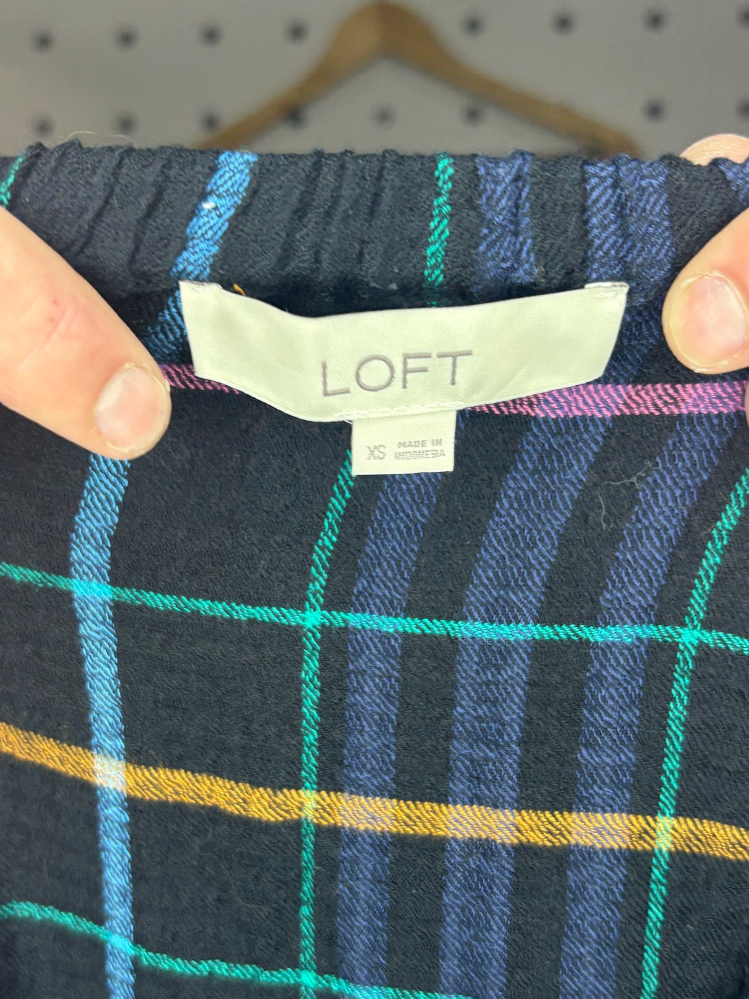 Ann Taylor Loft - Off Shoulder Black/Multi Color Plaid Flowy Blouse