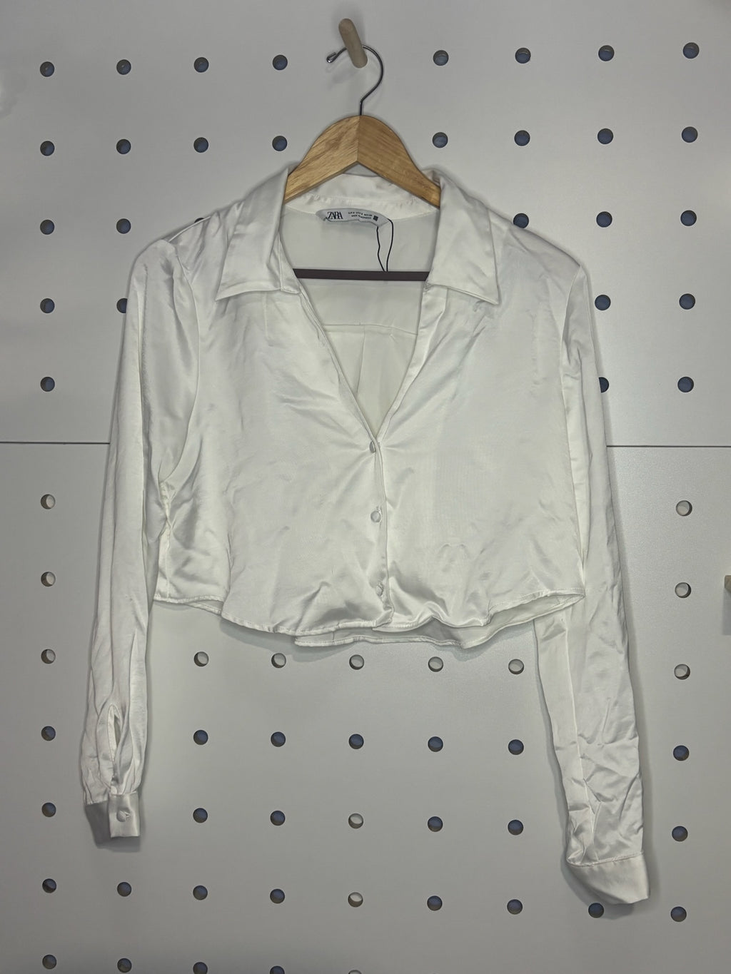 ZARA - Cropped White Blouse