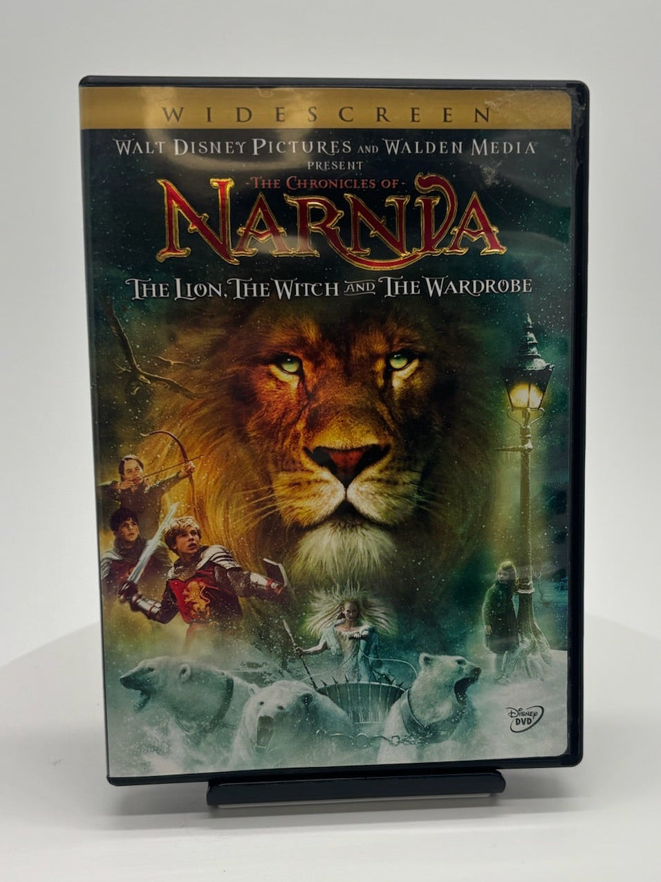 The Chronicles of Narnia The Lion the Witch and the Wardrobe (DVD)